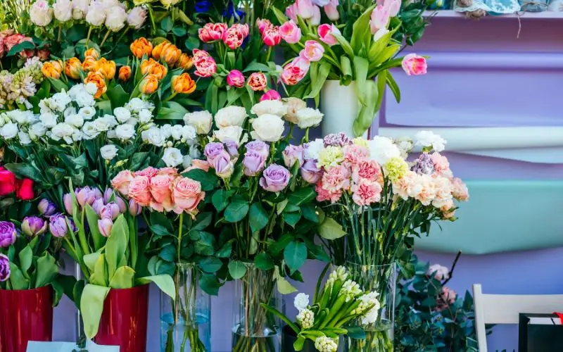 Seasonal Flowers Jersey City, NJ-  Brennan's Florist